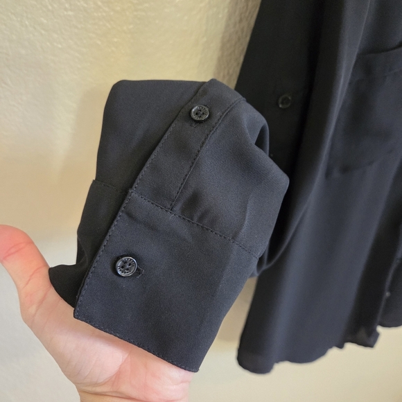 Express Women Portofino Black Button up Shirt With Rhinestones Size Small Career - Picture 8 of 14